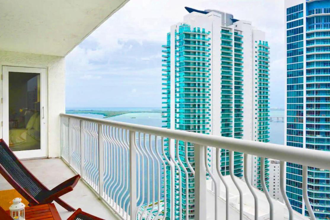 Luxury 2 Bedroom Apartment At Brickell With Pool Майами Экстерьер фото
