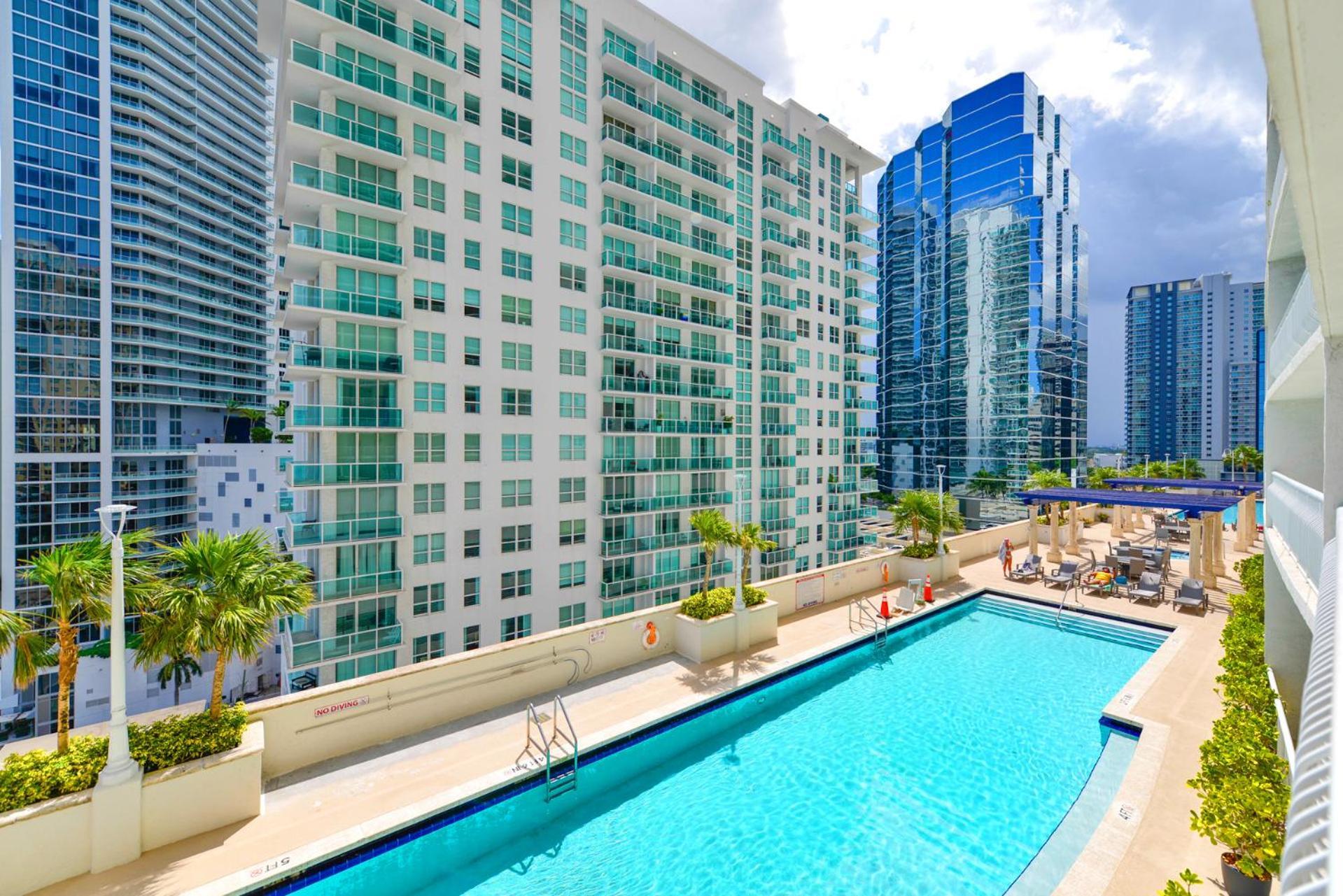 Luxury 2 Bedroom Apartment At Brickell With Pool Майами Экстерьер фото